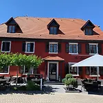 Logis Restaurant Au Lion Rouge 3*