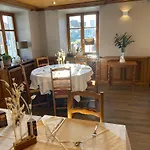 Logis Restaurant Au Lion Rouge
