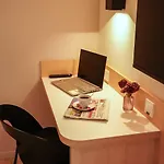 Hotel Logis Restaurant Au Lion Rouge Bartenheim