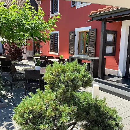 호텔 Logis Restaurant Au Lion Rouge 바르텐하임