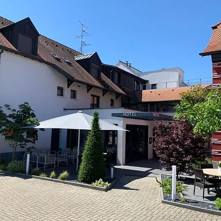 Logis Restaurant Au Lion Rouge 3*