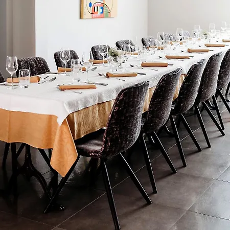 Logis Restaurant Au Lion Rouge 3*
