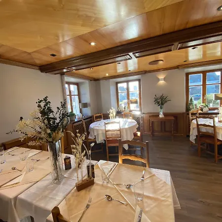 Logis Restaurant Au Lion Rouge 호텔 바르텐하임