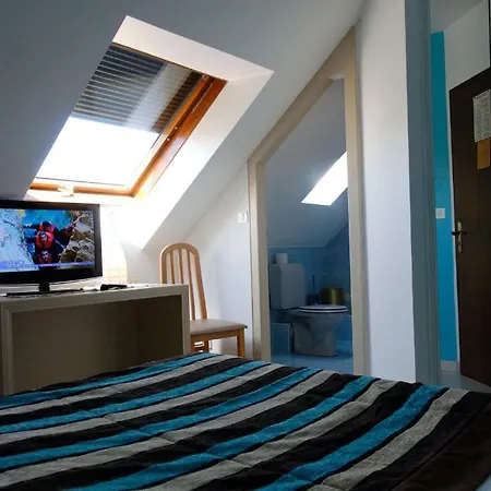 Logis Restaurant Au Lion Rouge