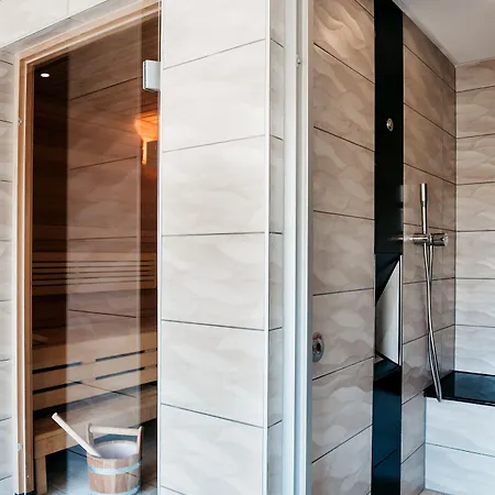 Hotel Logis Restaurant Au Lion Rouge Bartenheim