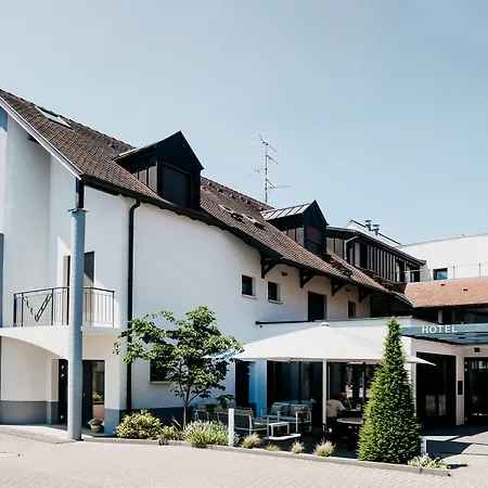 Logis Restaurant Au Lion Rouge Hotel