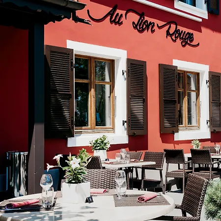 호텔 Logis Restaurant Au Lion Rouge