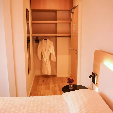 Logis Restaurant Au Lion Rouge 3* Bartenheim
