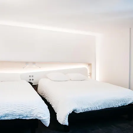 Logis Restaurant Au Lion Rouge Hotel 3*