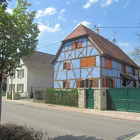 Logis Restaurant Au Lion Rouge Szálloda 3*