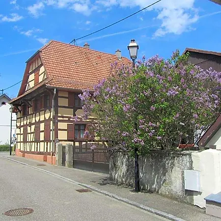 Szálloda Logis Restaurant Au Lion Rouge