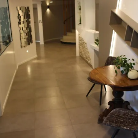 Logis Restaurant Au Lion Rouge 3* Bartenheim