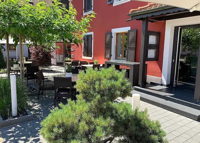 Hotel Logis Restaurant Au Lion Rouge Bartenheim