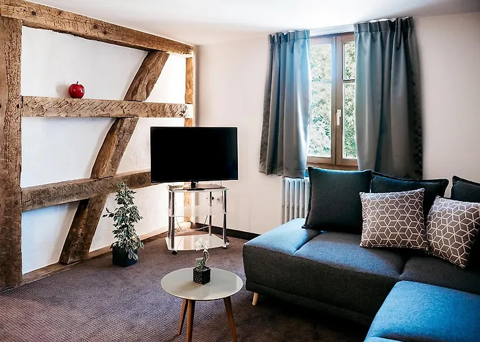 Logis Restaurant Au Lion Rouge Hotel