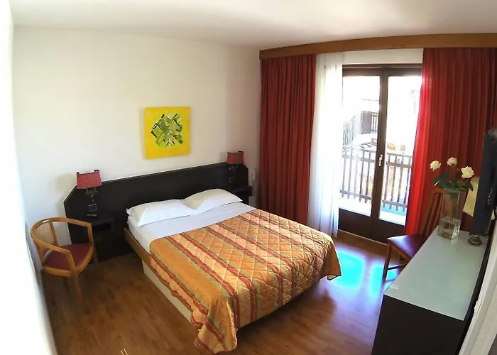 Logis Restaurant Au Lion Rouge 3*