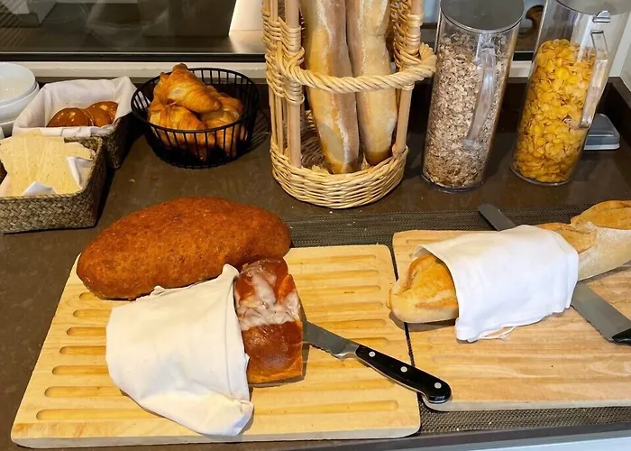 Hotel Logis Restaurant Au Lion Rouge Bartenheim