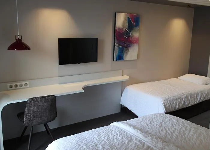 Logis Restaurant Au Lion Rouge 3*