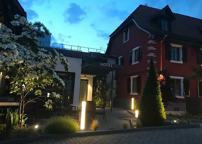 Logis Restaurant Au Lion Rouge Hotel